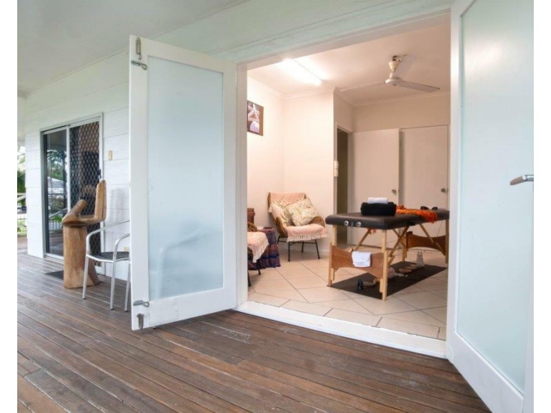 30 Wongaling Beach Rd, Wongaling Beach QLD 4852