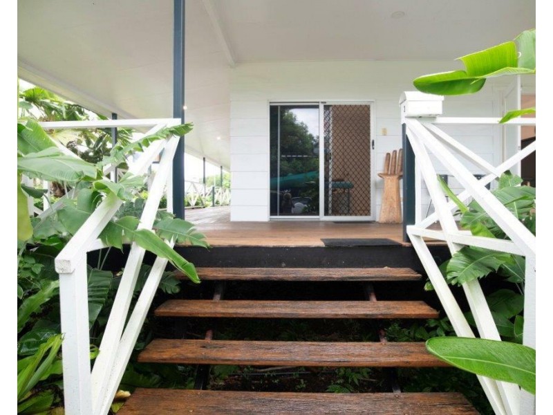 30 Wongaling Beach Rd, Wongaling Beach QLD 4852