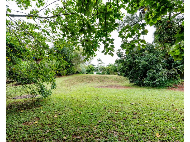 62 Mission Dr, South Mission Beach QLD 4852