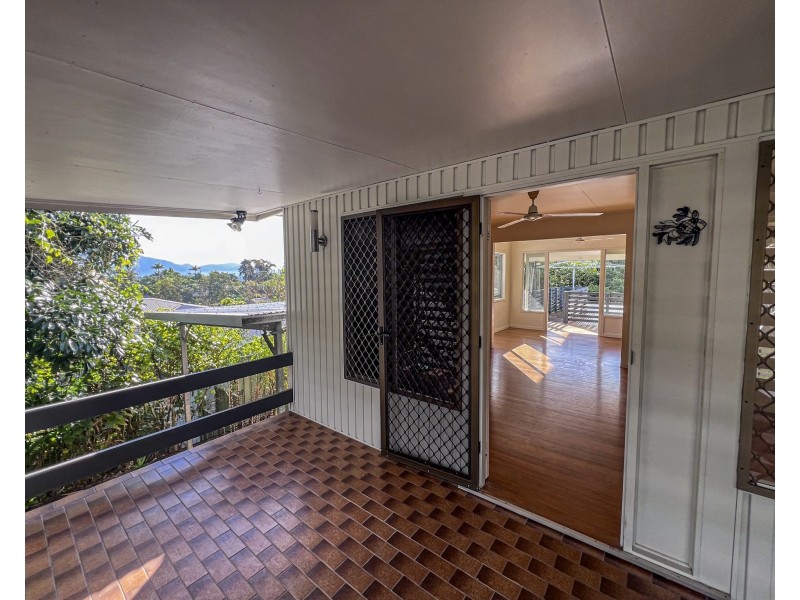 16 Bamber St, Tully QLD 4854