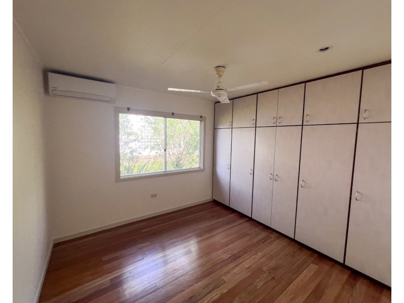 16 Bamber St, Tully QLD 4854