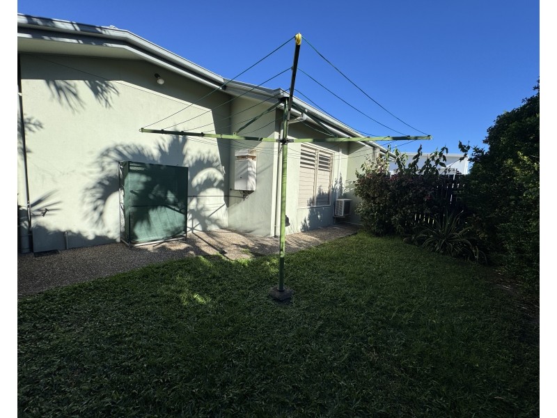 5 Clipper Ct, South Mission Beach QLD 4852