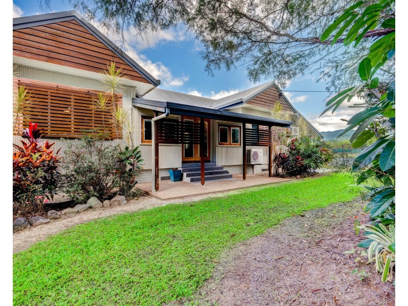 122 El Arish Mission Beach Rd, Maria Creeks QLD 4855