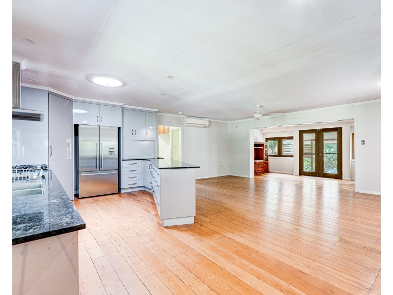 122 El Arish Mission Beach Rd, Maria Creeks QLD 4855