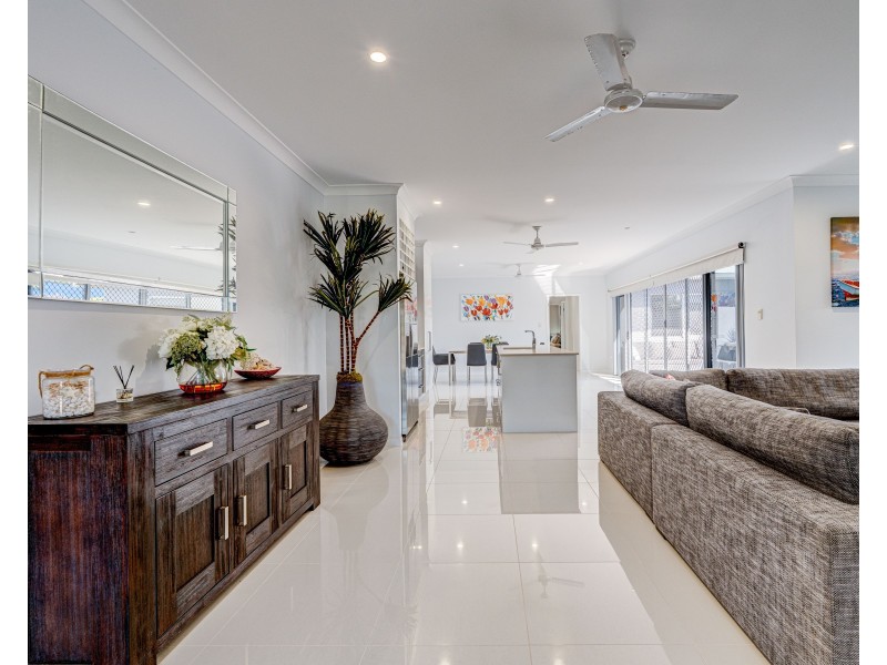 7B Shore Street, Wongaling Beach QLD 4852