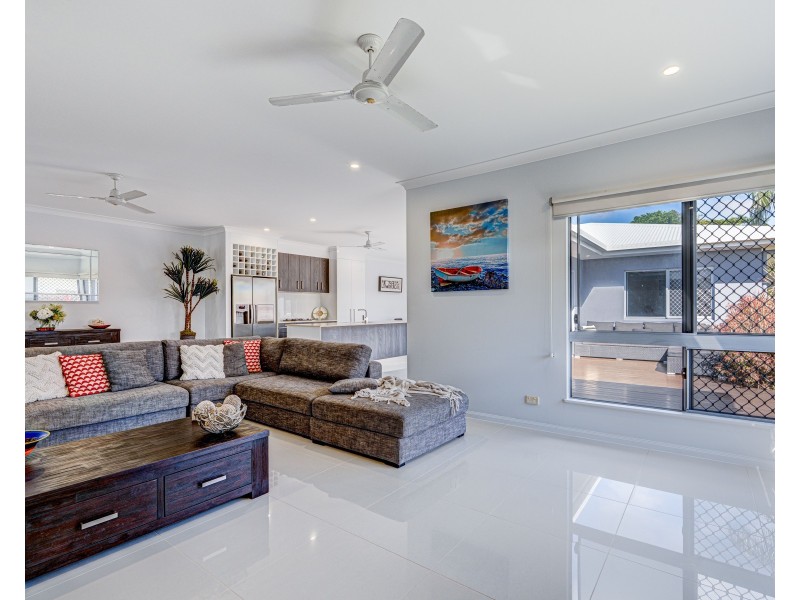 7B Shore Street, Wongaling Beach QLD 4852