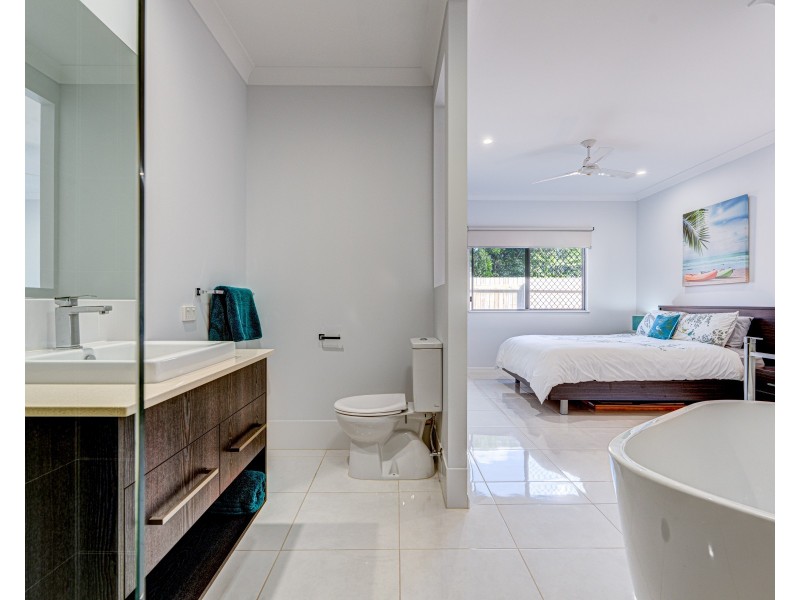 7B Shore Street, Wongaling Beach QLD 4852