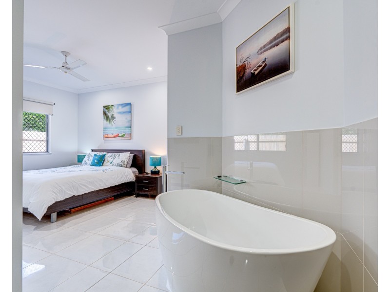 7B Shore Street, Wongaling Beach QLD 4852