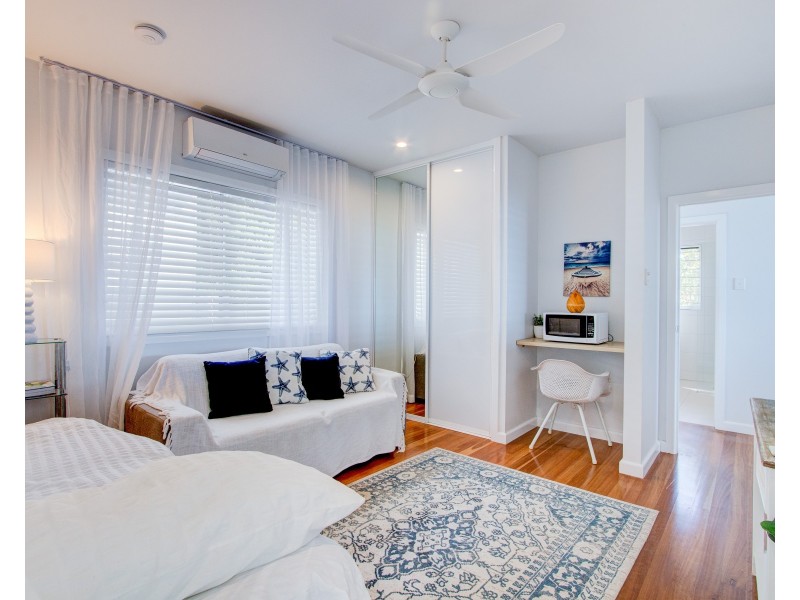 2B Explorers Drive, South Mission Beach QLD 4852