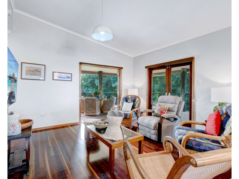 17 Admiralty St, South Mission Beach QLD 4852
