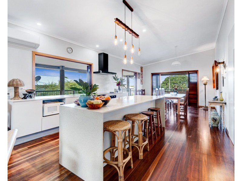 17 Admiralty St, South Mission Beach QLD 4852