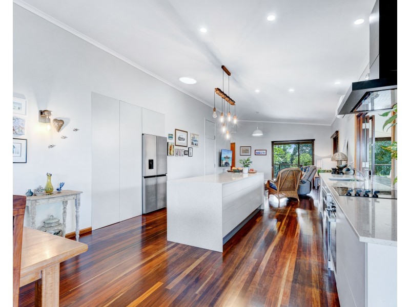 17 Admiralty St, South Mission Beach QLD 4852