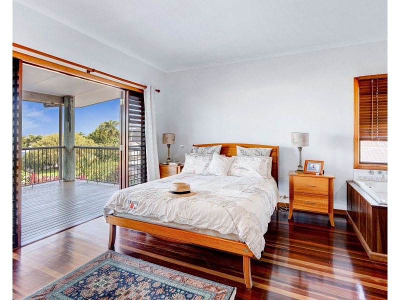 17 Admiralty St, South Mission Beach QLD 4852