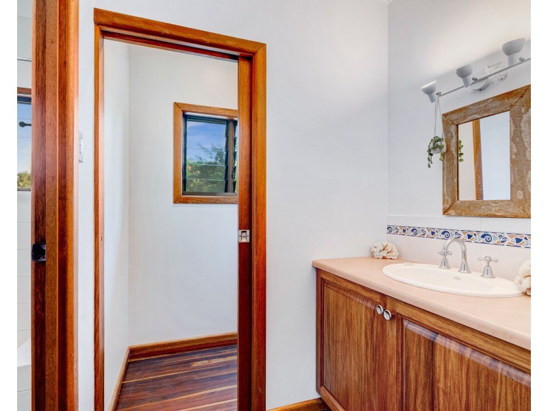 17 Admiralty St, South Mission Beach QLD 4852
