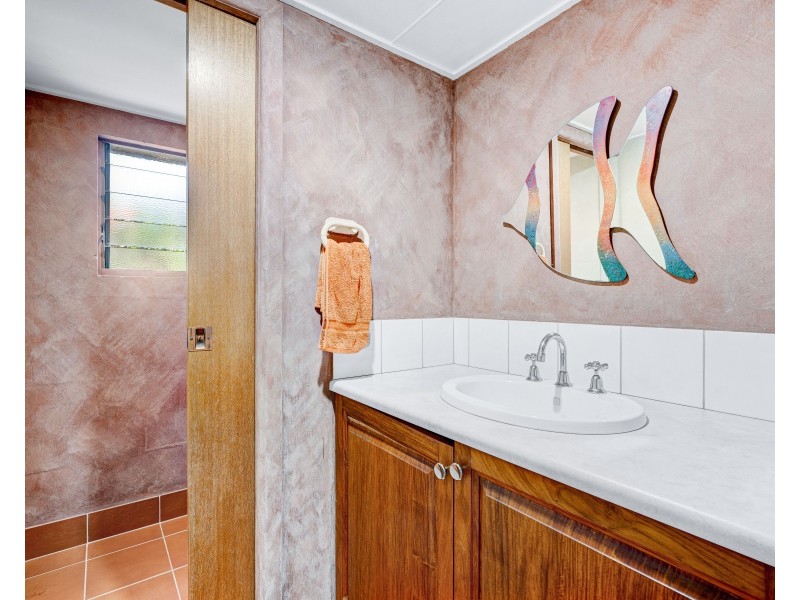 17 Admiralty St, South Mission Beach QLD 4852