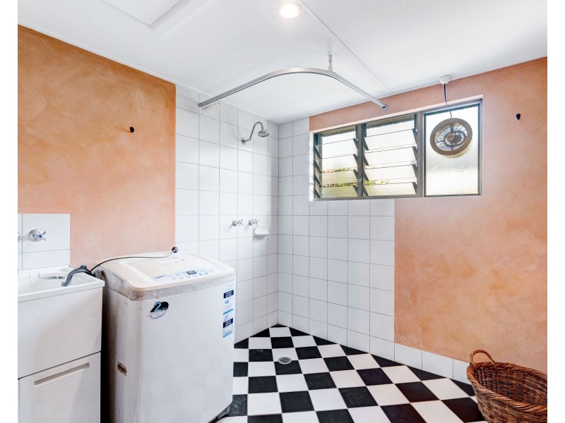 17 Admiralty St, South Mission Beach QLD 4852