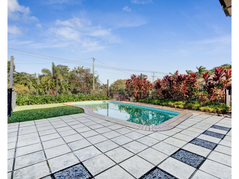 17 Admiralty St, South Mission Beach QLD 4852