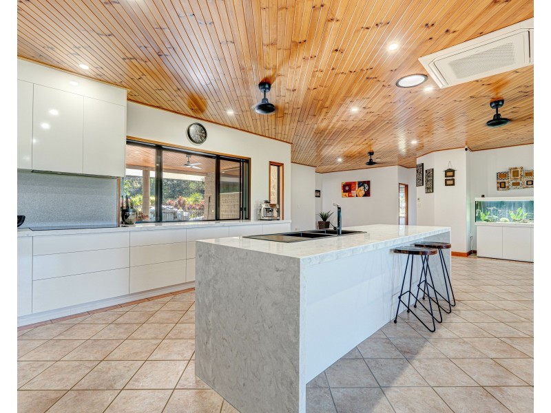 76 Keir Rd, Tully QLD 4854