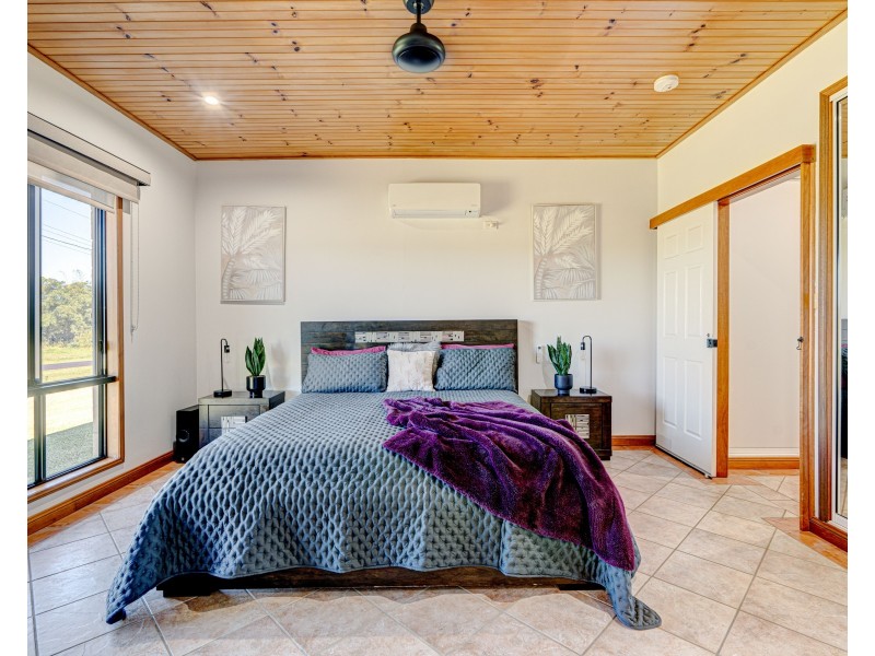 76 Keir Rd, Tully QLD 4854