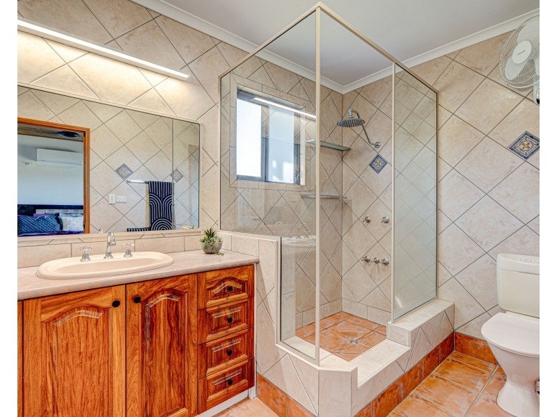 76 Keir Rd, Tully QLD 4854