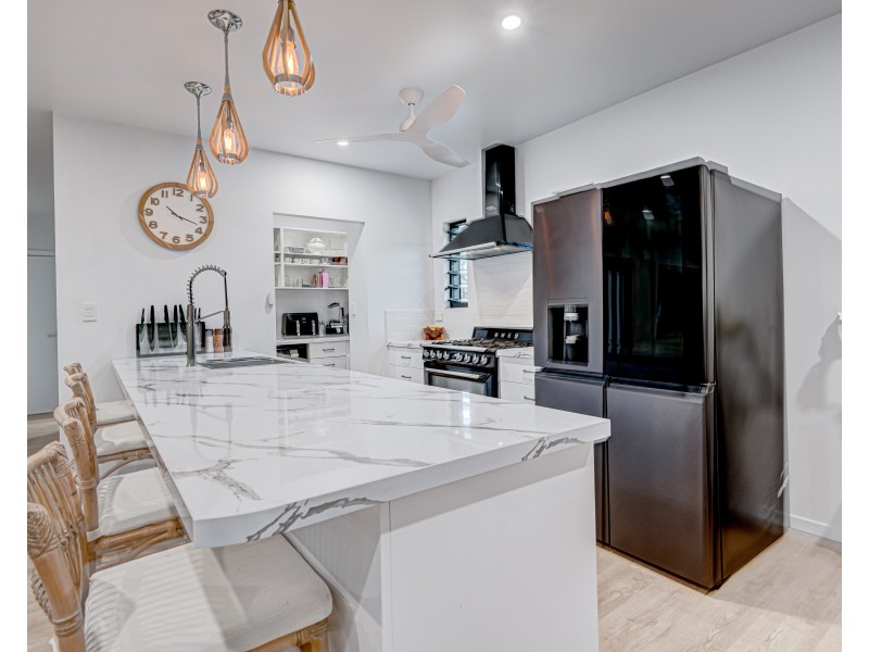 67 Hull Heads Rd, Hull Heads QLD 4854