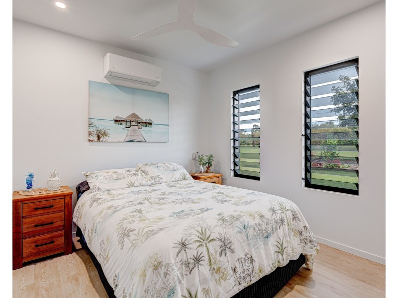 67 Hull Heads Rd, Hull Heads QLD 4854