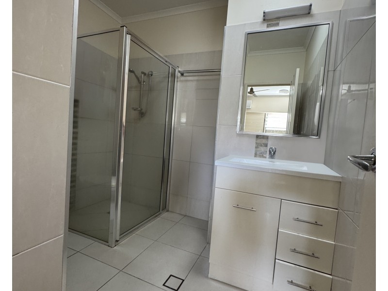 Duplex 1/5 Clipper Ct, South Mission Beach QLD 4852
