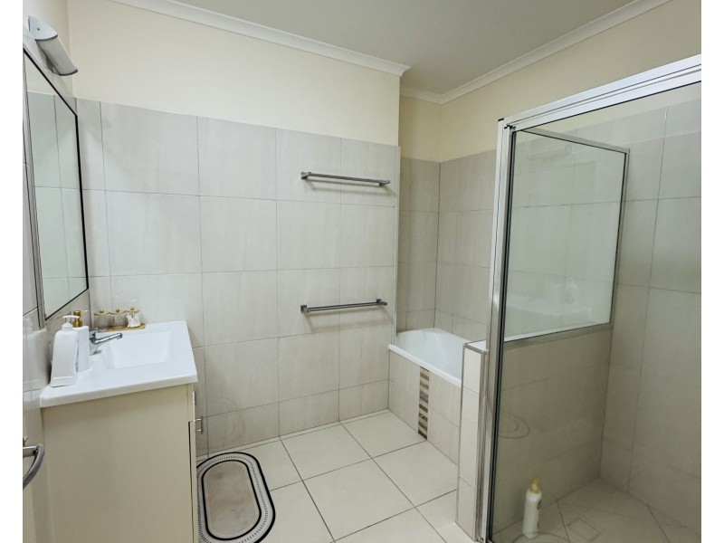 Duplex 1/5 Clipper Ct, South Mission Beach QLD 4852