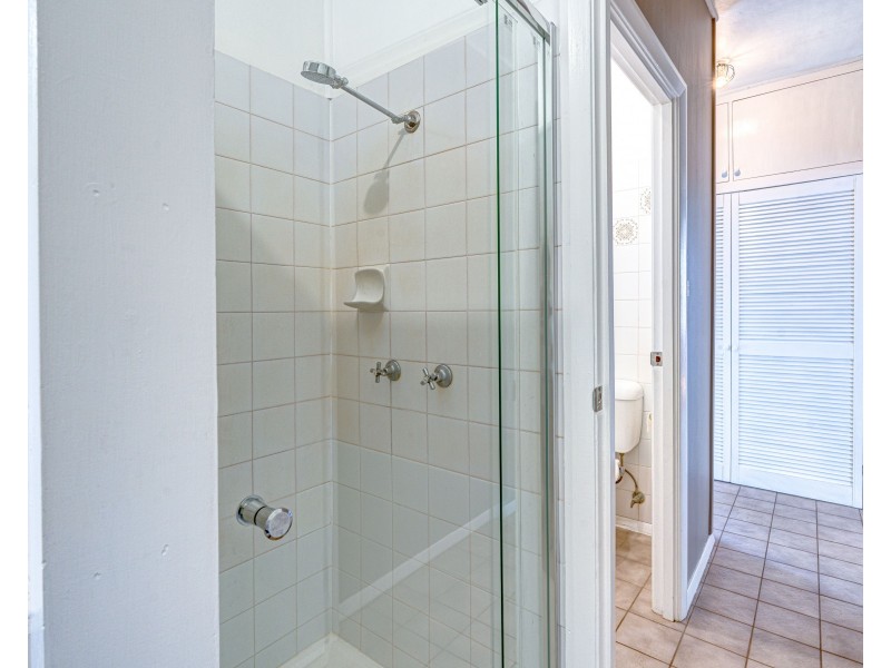 1 Wildsoet St, Wongaling Beach QLD 4852