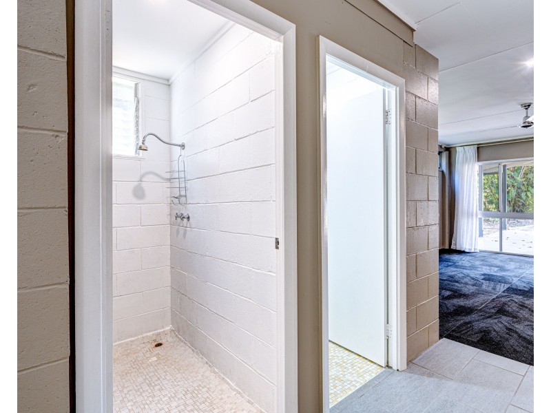 1 Wildsoet St, Wongaling Beach QLD 4852