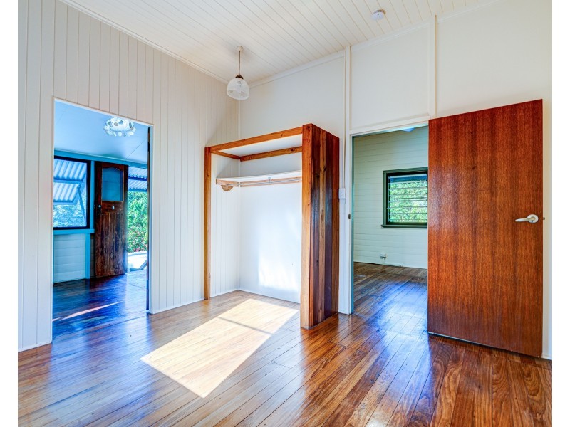 74 Vipiana Dr, Tully Heads QLD 4854