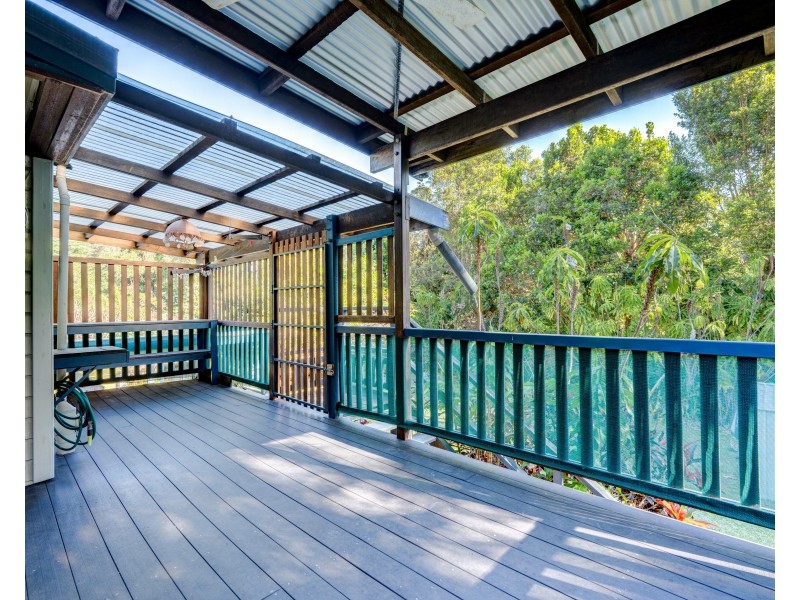 74 Vipiana Dr, Tully Heads QLD 4854