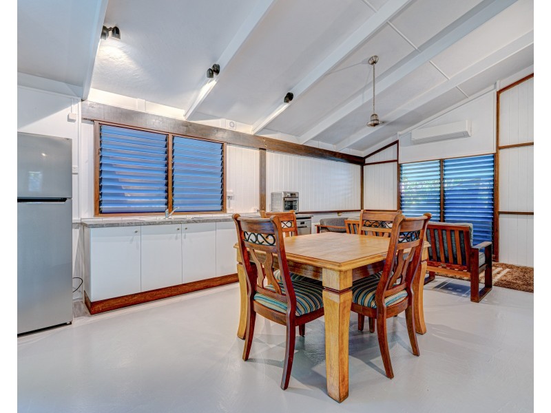 Unit 4/44 Koda St, Wongaling Beach QLD 4852