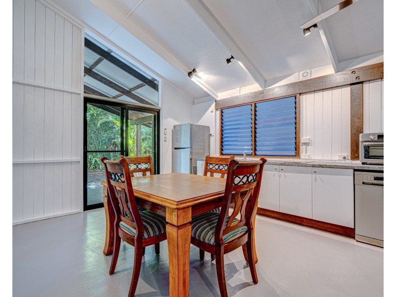 Unit 4/44 Koda St, Wongaling Beach QLD 4852