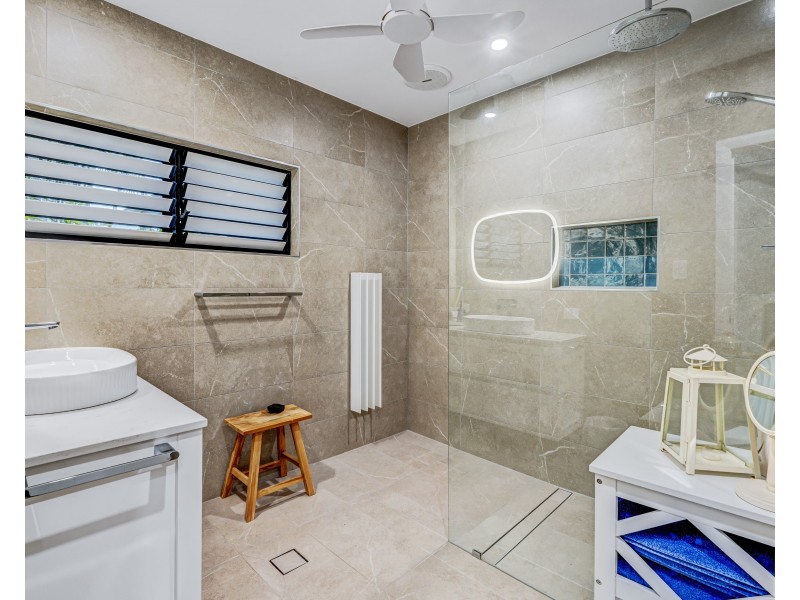 34 Koda St, Wongaling Beach QLD 4852