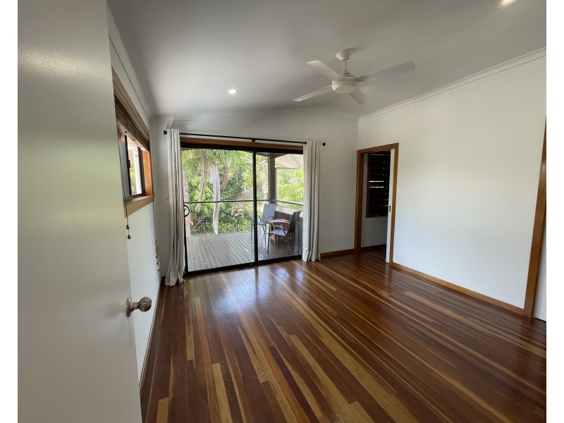 25B Pacific Pde, Mission Beach QLD 4852
