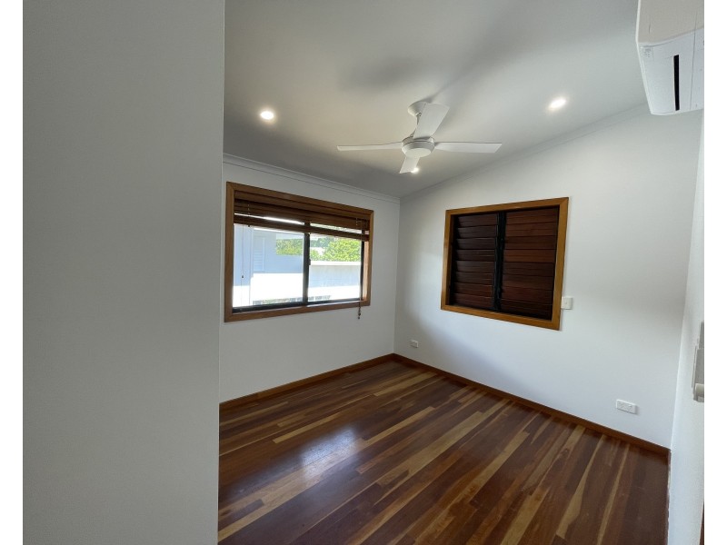 25B Pacific Pde, Mission Beach QLD 4852