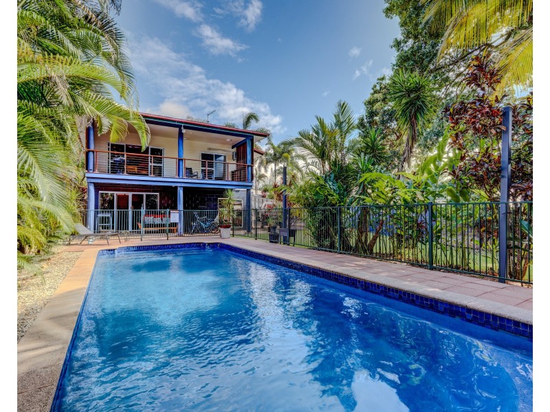 2 Dunkalli Cres, Wongaling Beach QLD 4852
