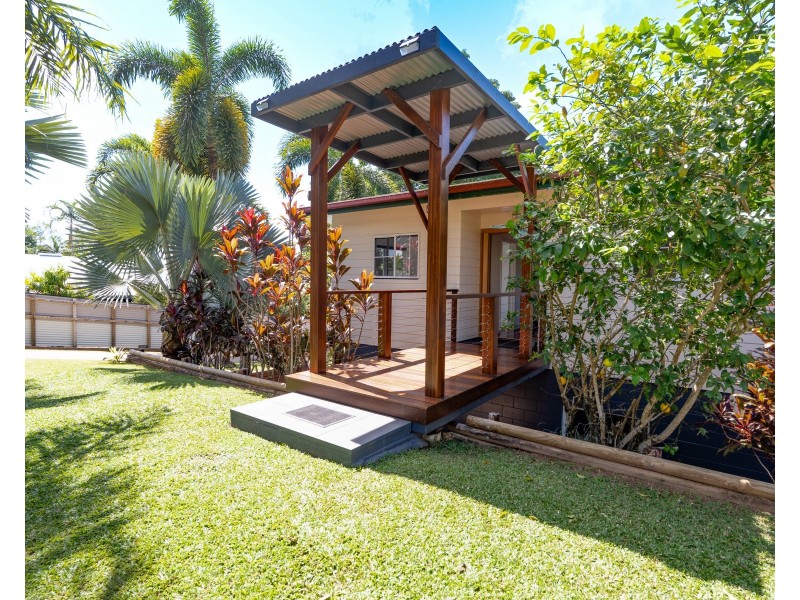 2 Dunkalli Cres, Wongaling Beach QLD 4852