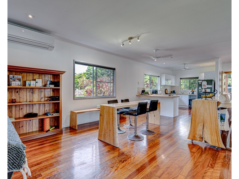 2 Dunkalli Cres, Wongaling Beach QLD 4852
