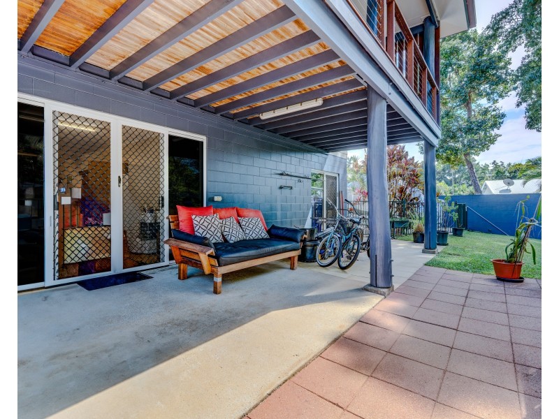 2 Dunkalli Cres, Wongaling Beach QLD 4852