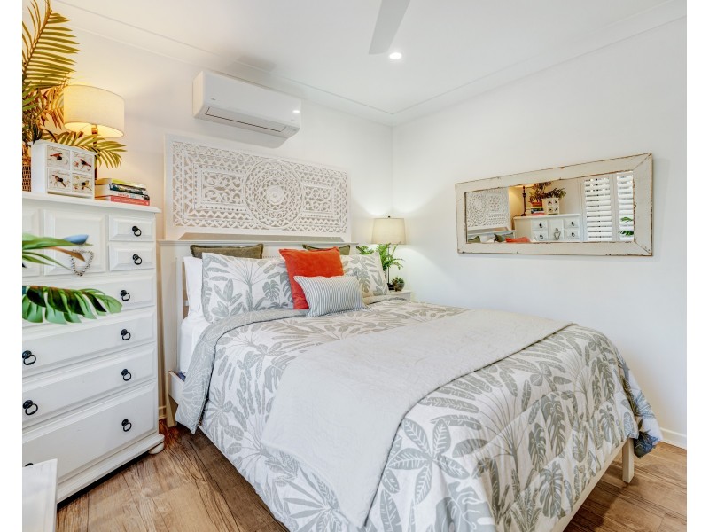 6 Reef St, Wongaling Beach QLD 4852