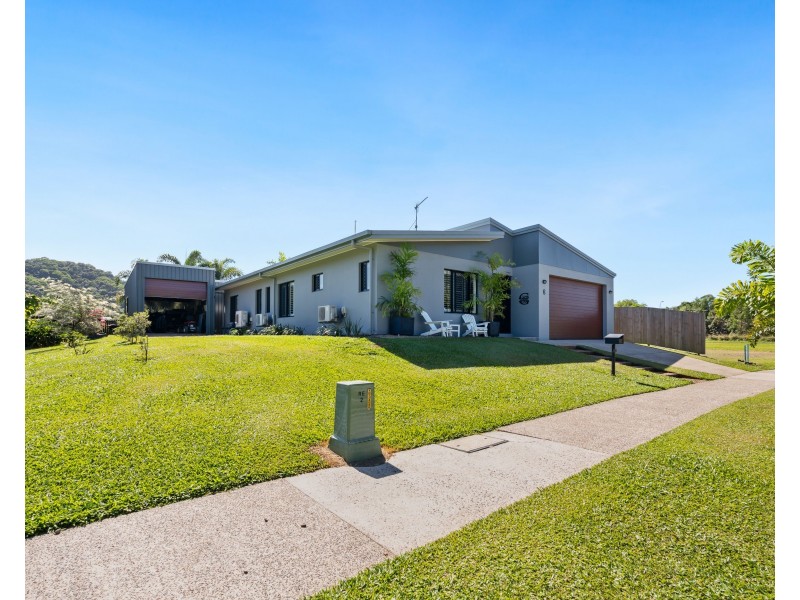 6 Reef St, Wongaling Beach QLD 4852