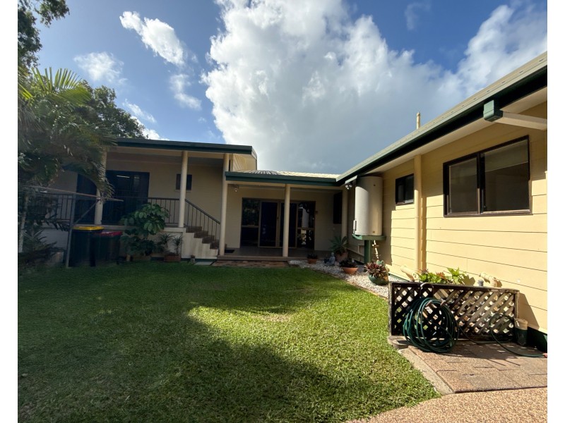 33 Reid Rd, Wongaling Beach QLD 4852