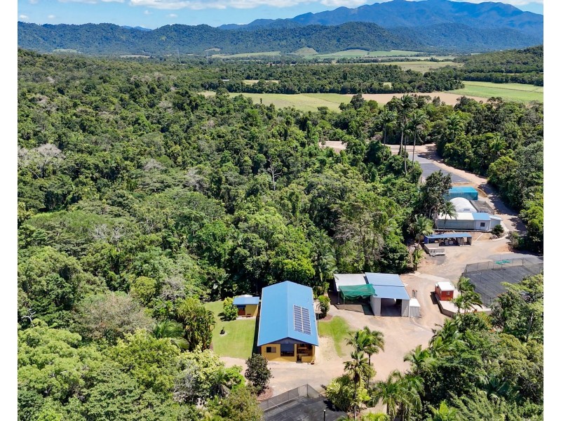 62 Mountain View Cl, Maria Creeks QLD 4855