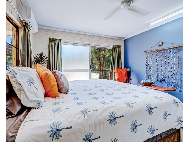 62 Mountain View Cl, Maria Creeks QLD 4855