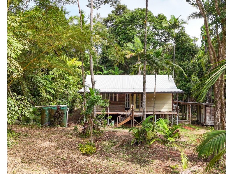 65 Garners Beach Rd, Garners Beach QLD 4852