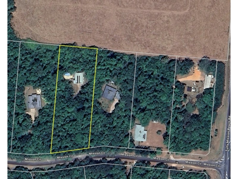 8 Mission Cir, Wongaling Beach QLD 4852