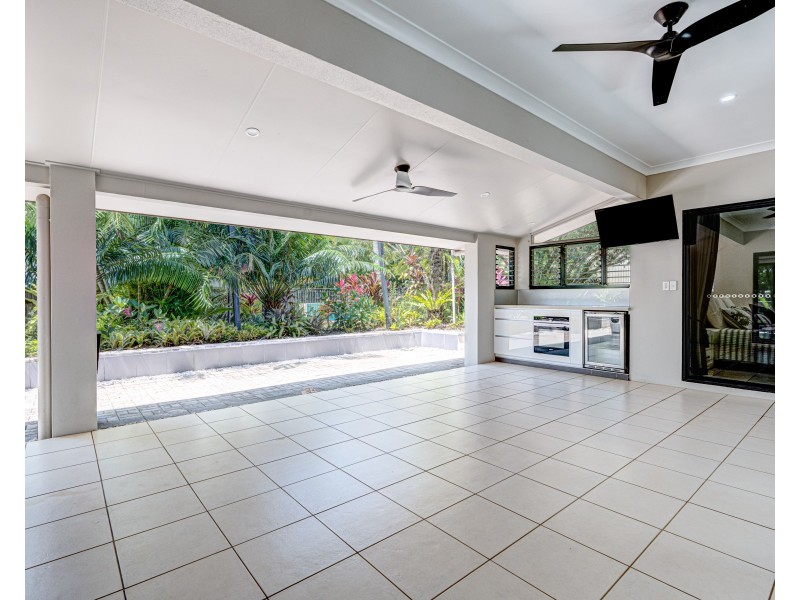14 Sanctuary Cres, Wongaling Beach QLD 4852
