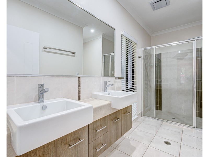14 Sanctuary Cres, Wongaling Beach QLD 4852